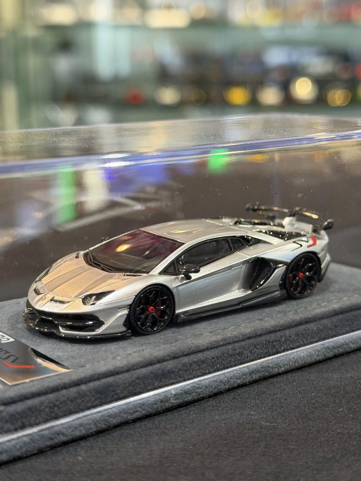 GRADE PRO 1/64 Novitec Lamborghini Aventador SVJ (Silver)