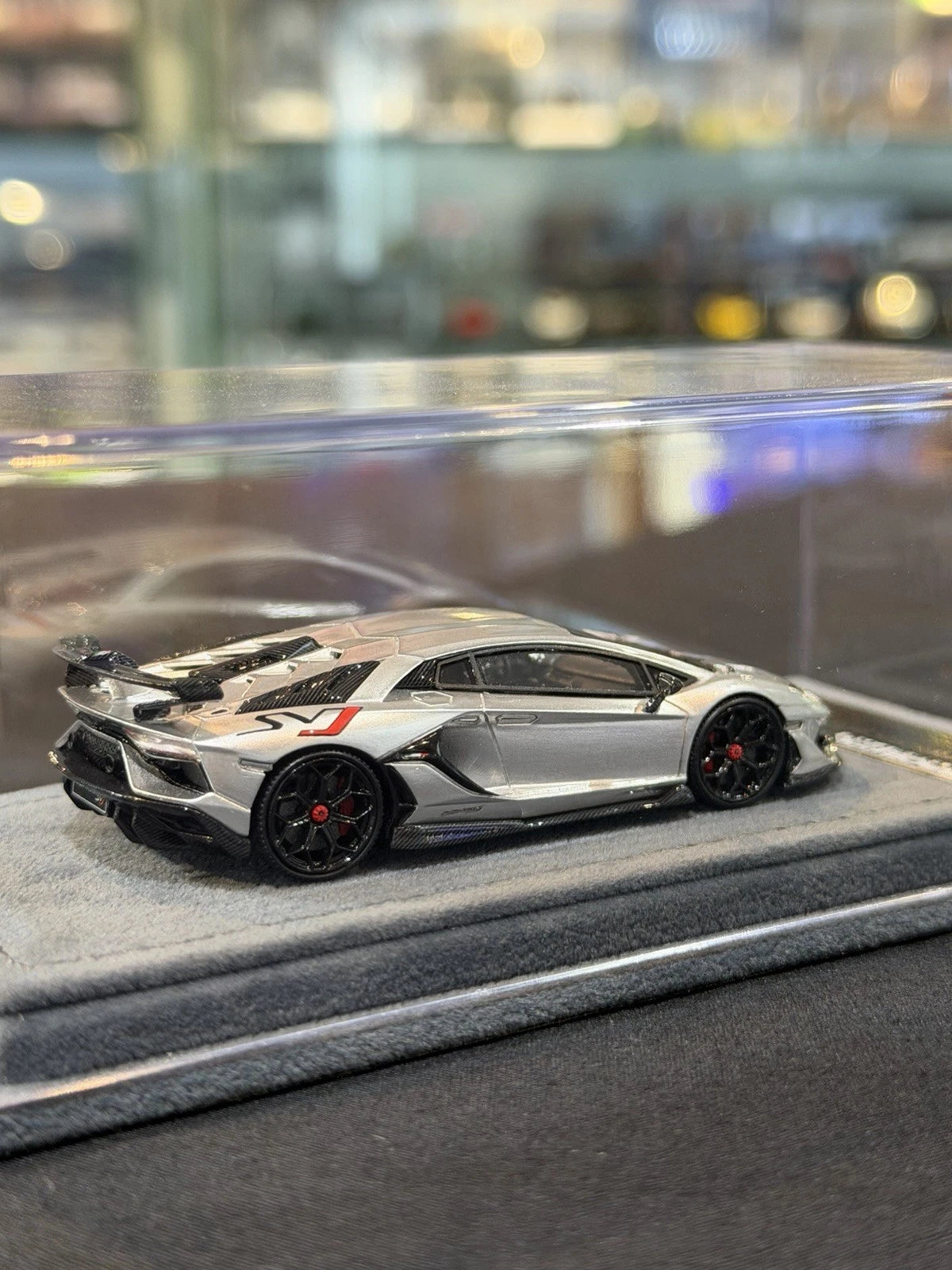 GRADE PRO 1/64 Novitec Lamborghini Aventador SVJ (Silver)