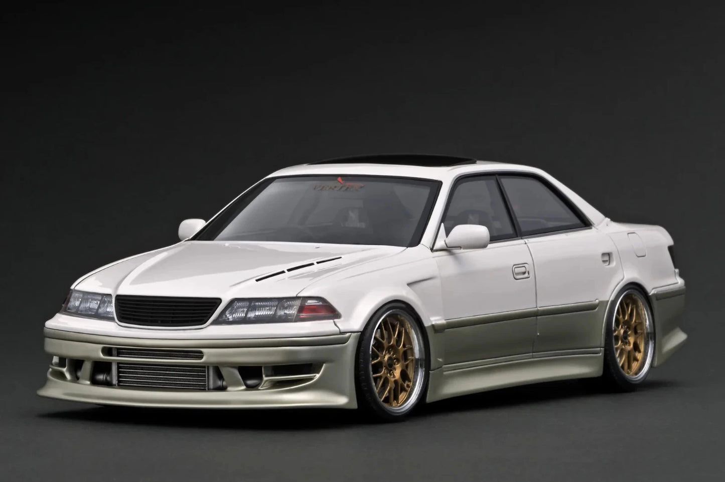 IG3580 VERTEX Toyota Chaser JZX100 MARK-II Pearl White/Champagne Gold 1/18 Ignition Model