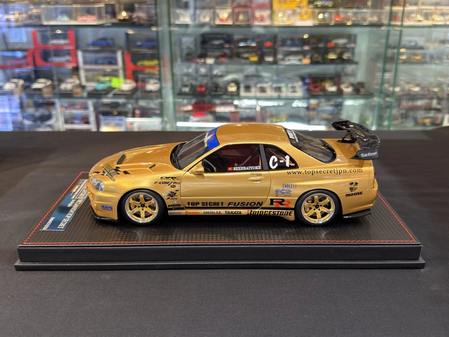 TOP SECRET 1/18 Nissan Skyline GT-R (R34) 'Beerbaiyoke' Thailand - Limited 250