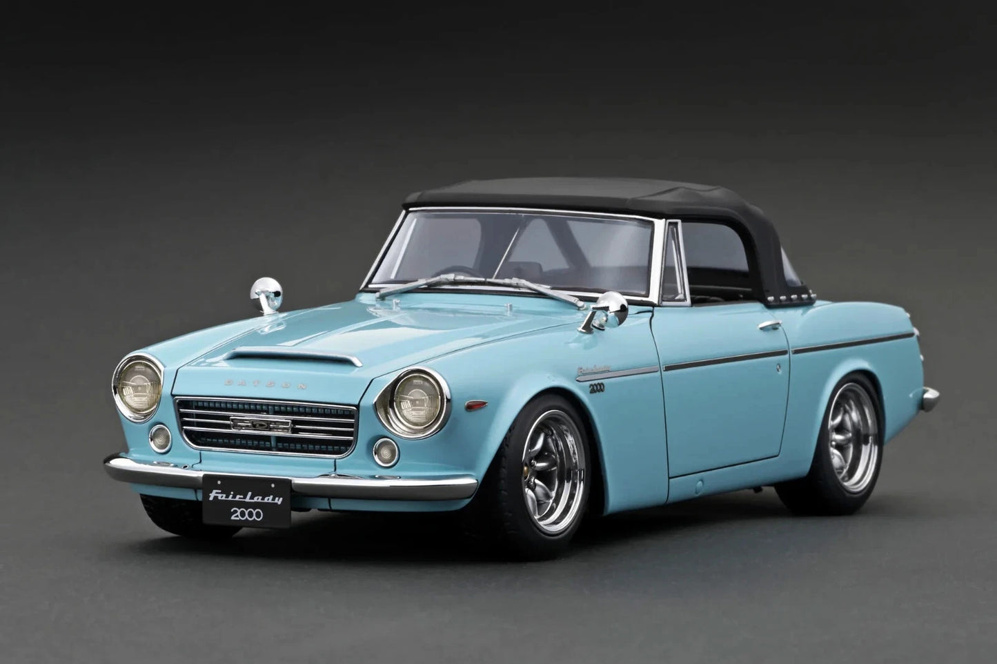 IG2711 DATSUN Fairlady 2000 (SR311) Light Blue 1/18 Ignition Model