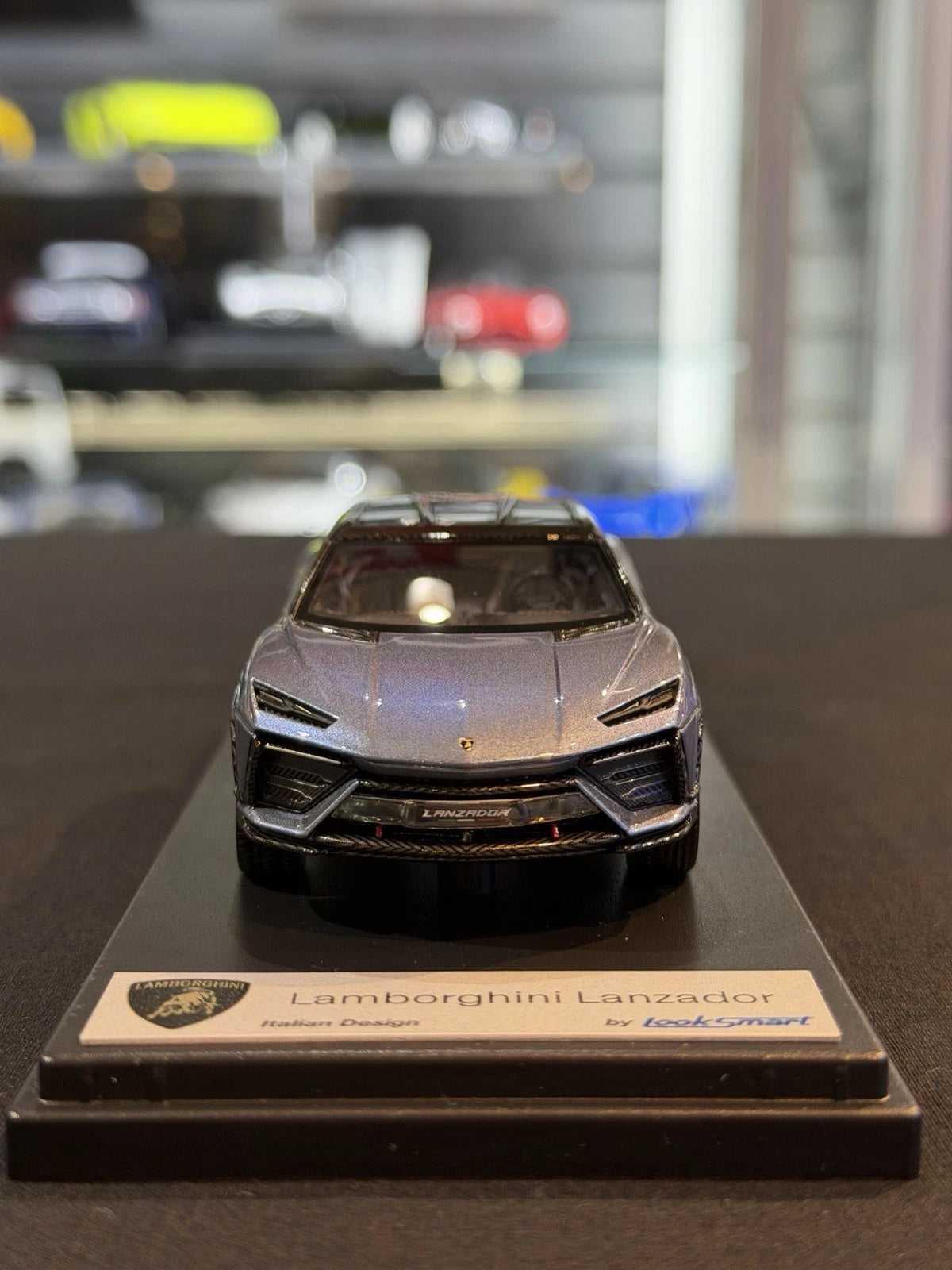 Looksmart 1/43 Lamborghini Lanzador