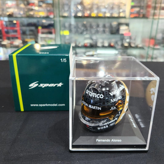 Spark 1/5 Fernando Alonso Aston Martin Racing F1 - British GP 2024 Helmet