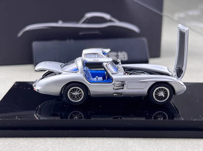 YS Model 1/64 Mercedes-Benz 300SLR Silver Arrow