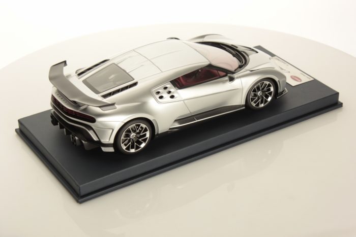 Looksmart 1/18 Bugatti Centodieci (Silver) LS18025B - Image 2