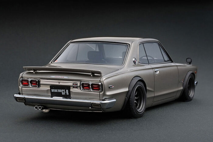 IG3613 1/18 Ignition Model Nissan Skyline 2000 GT-R (KPGC10) Silver - Image 2