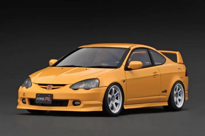 IG3328 Honda INTEGRA (DC5) TYPE R Yellow 1/18 Ignition Model