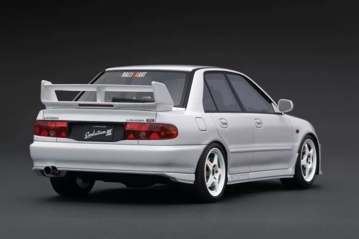 (ETA Mid-Feb) IG3549 Mitsubishi Lancer Evolution III GSR (CE9A) White 1/18 Ignition Model - Image 2