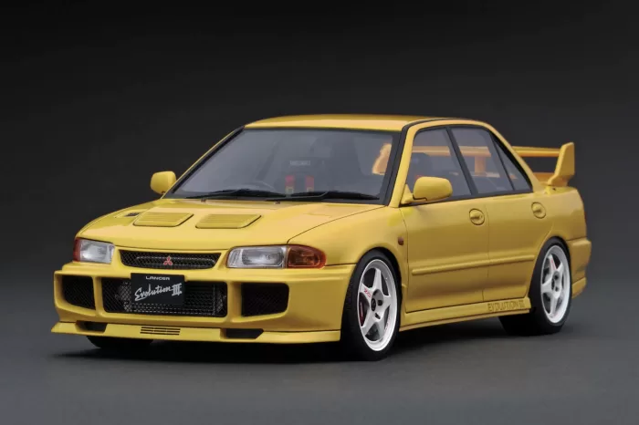 IG3551 Mitsubishi Lancer Evolution III GSR (CE9A) Yellow 1/18 Ignition Model